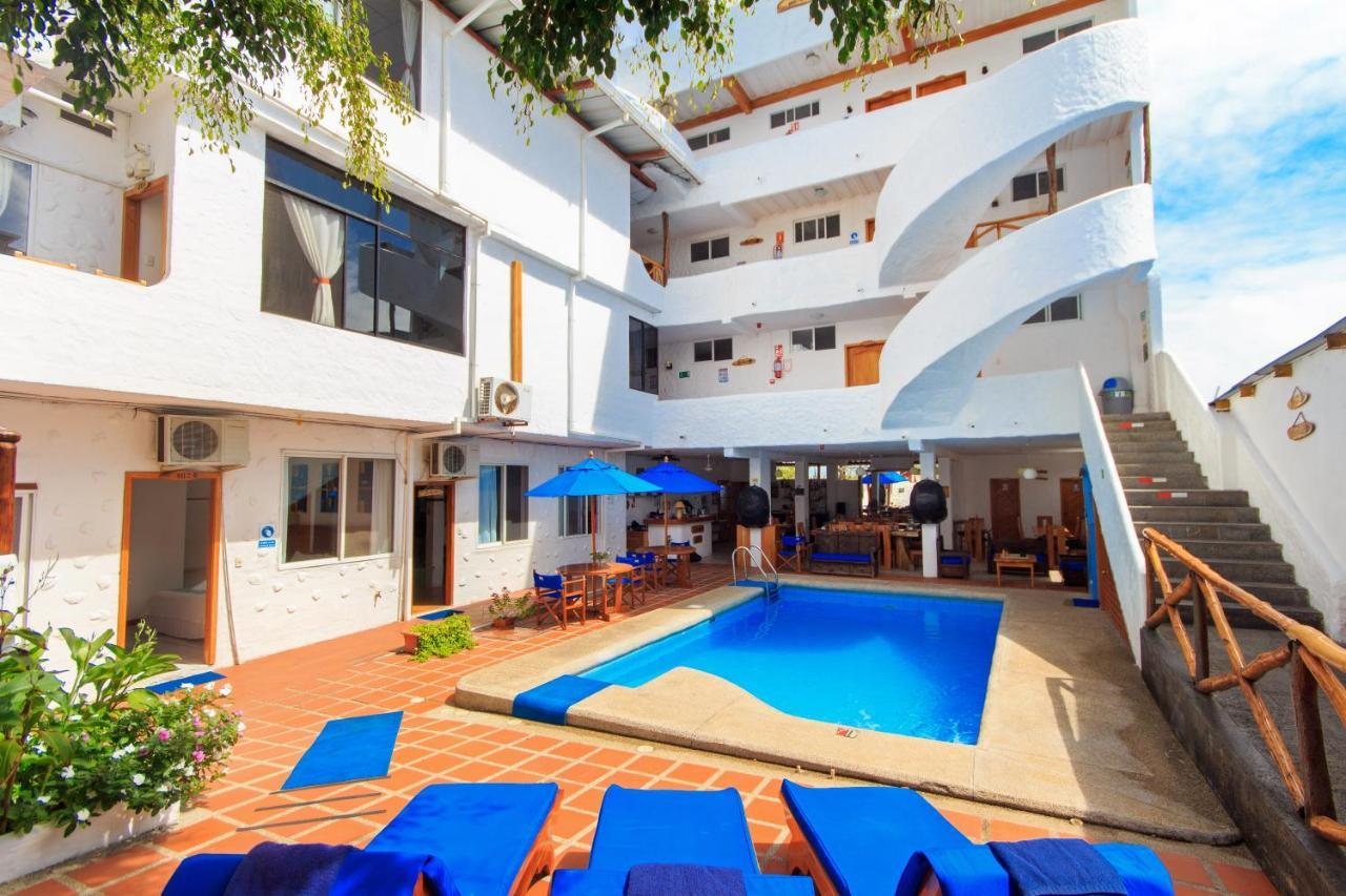 Hotel La Casa De Judy Puerto Ayora  Exterior photo